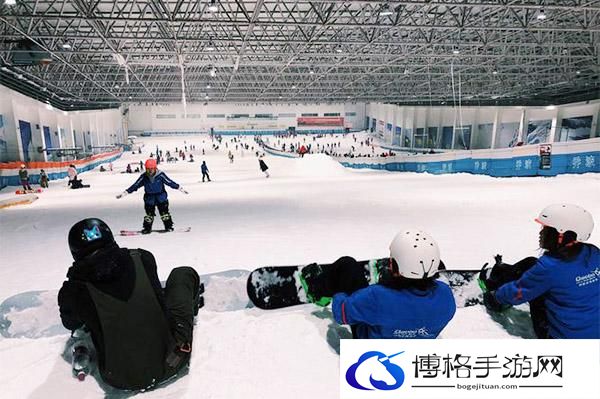 绍兴乔波冰雪世界停车贵吗
